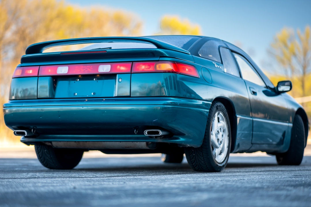 1996 Subaru SVX - Image 30 of 31