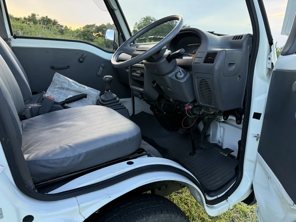 1996 Subaru Sambar 5th Gen - Image 18 of 31