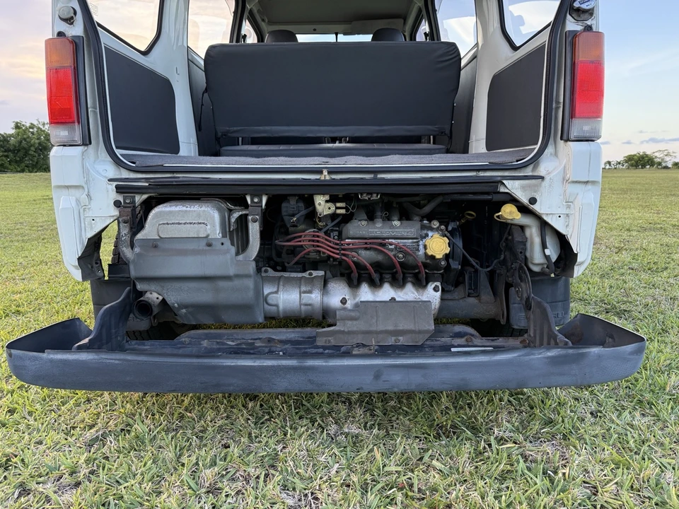 1996 Subaru Sambar 5th Gen - Image 12 of 31