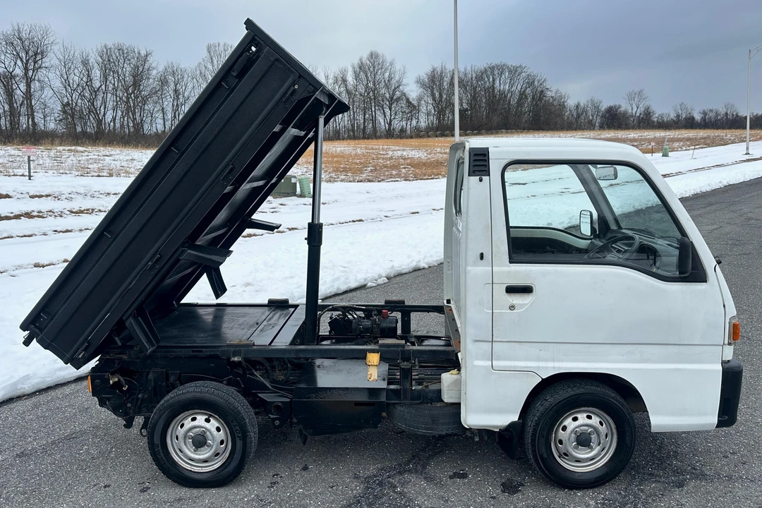 1996 Subaru Sambar 5th Gen - Image 3 of 31