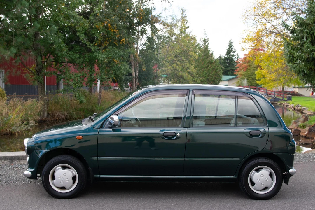 1996 Subaru Vivio - Image 12 of 31