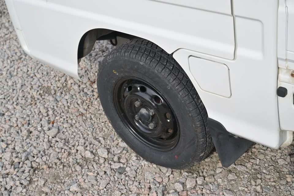 1996 Subaru Sambar 5th Gen - Image 16 of 18