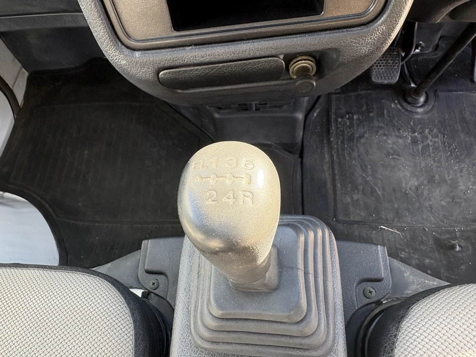 1996 Suzuki Carry & Every 9th Gen - Image 17 of 31