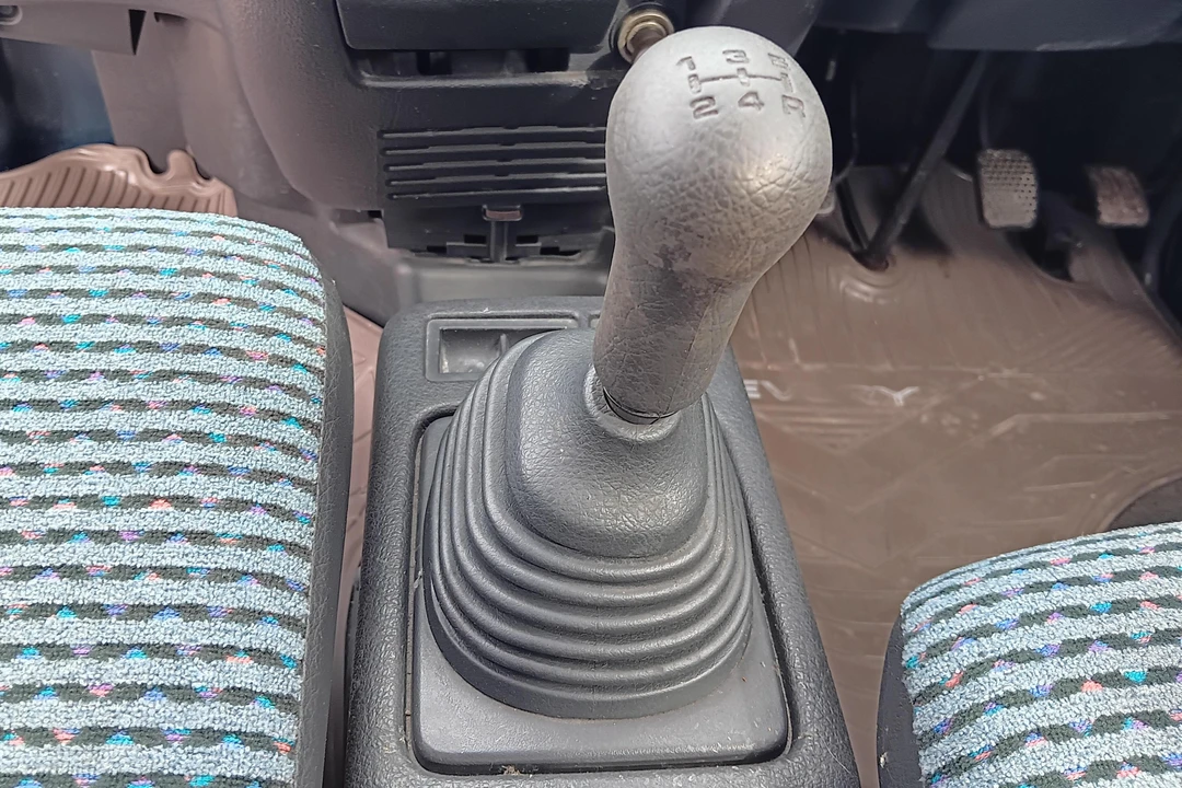1996 Suzuki Carry & Every 9th Gen - Image 23 of 31