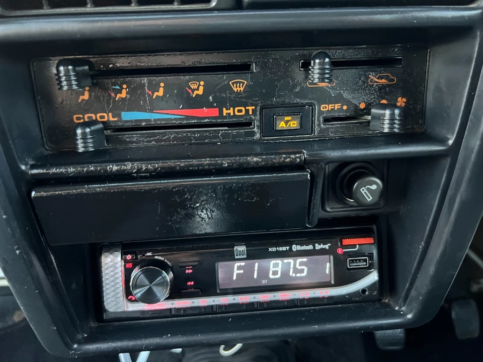 1996 Suzuki Jimny 2nd Gen - Image 13 of 21