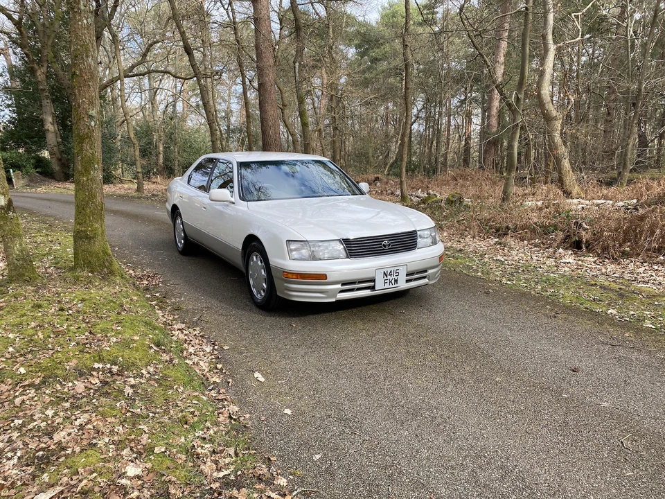 1996 Toyota Celsior 1st Gen - Image 4 of 31