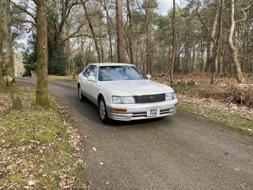 1996 Toyota Celsior 1st Gen - Image 5 of 31