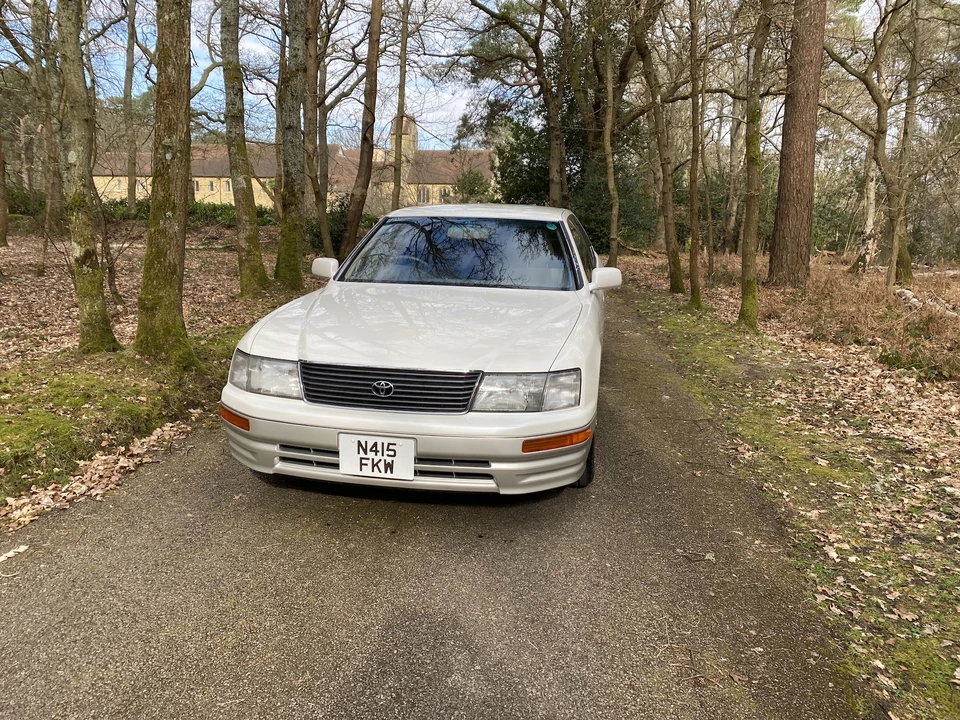 1996 Toyota Celsior 1st Gen - Image 9 of 31