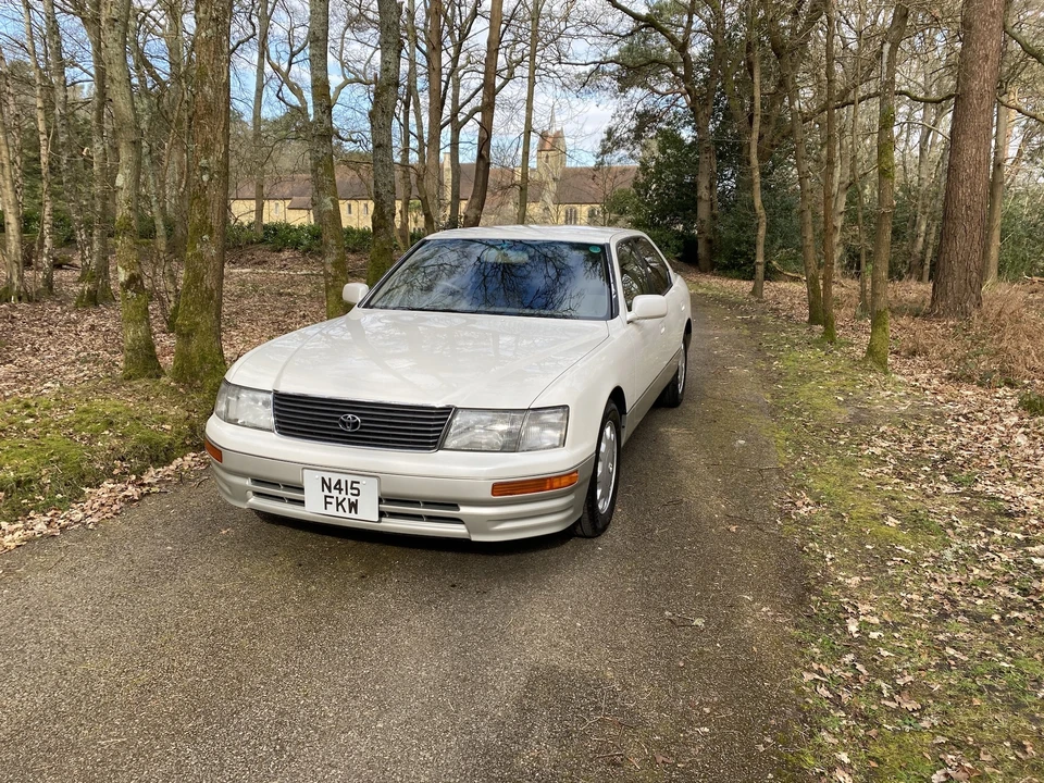 1996 Toyota Celsior 1st Gen - Image 10 of 31