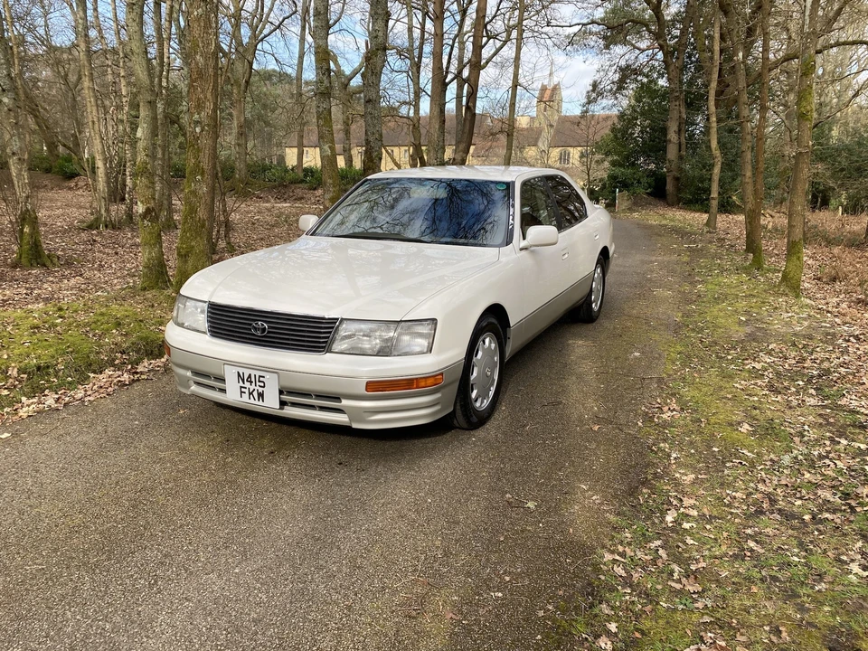 1996 Toyota Celsior 1st Gen - Image 11 of 31
