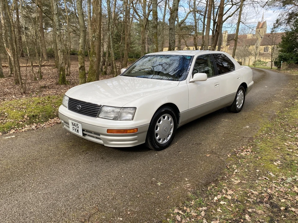 1996 Toyota Celsior 1st Gen - Image 13 of 31