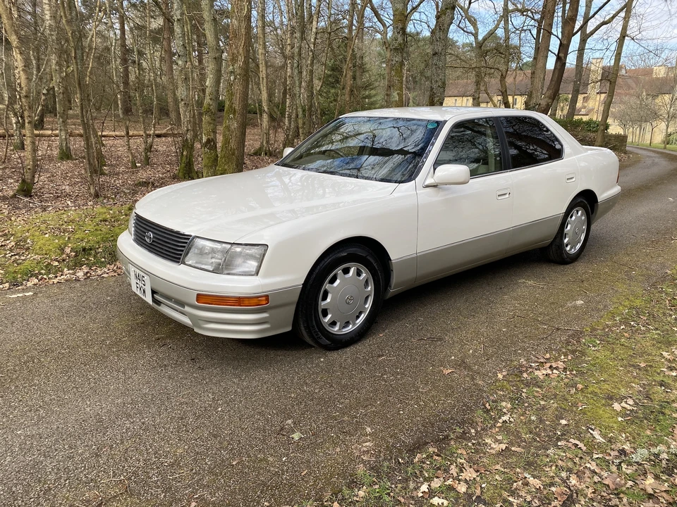 1996 Toyota Celsior 1st Gen - Image 14 of 31