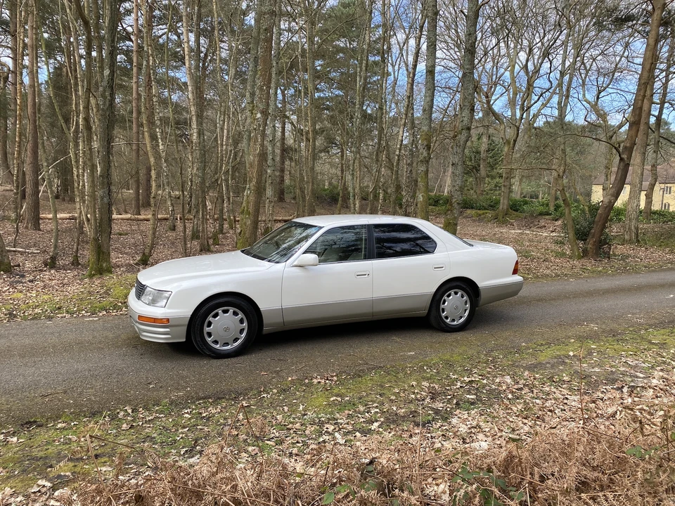 1996 Toyota Celsior 1st Gen - Image 19 of 31