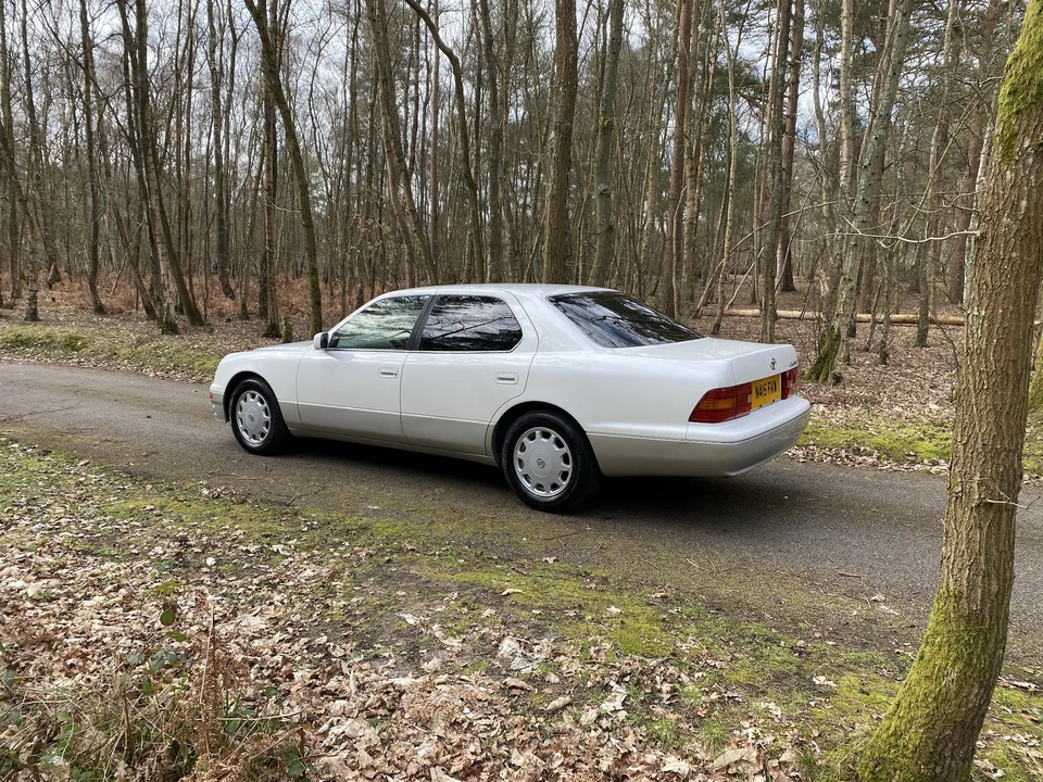 1996 Toyota Celsior 1st Gen - Image 23 of 31