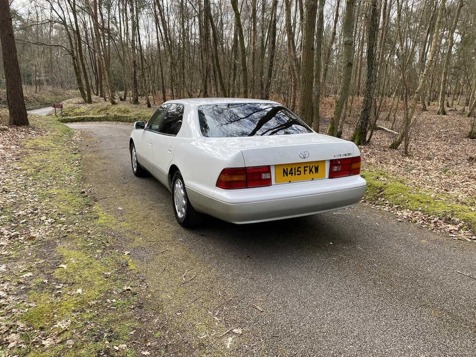 1996 Toyota Celsior 1st Gen - Image 25 of 31