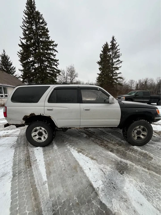 1996 Toyota 4Runner 3rd Gen - Image 2 of 10