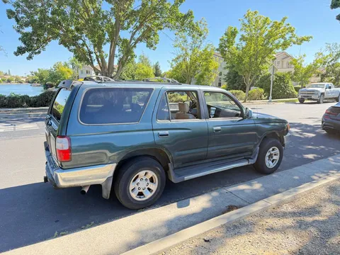 1996 Toyota 4Runner SR5