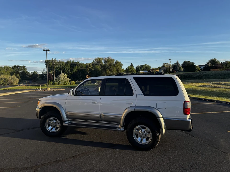 1996 Toyota 4Runner 3rd Gen - Image 9 of 31