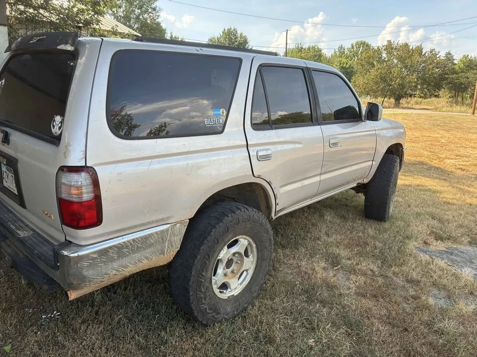 1996 Toyota 4Runner 3rd Gen - Image 2 of 4