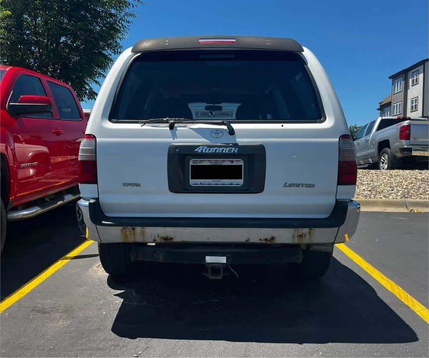 1996 Toyota 4Runner 3rd Gen - Image 5 of 12