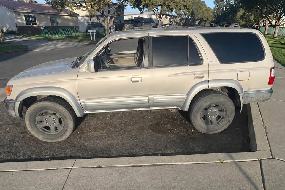 1996 Toyota 4Runner 3rd Gen - Image 4 of 11