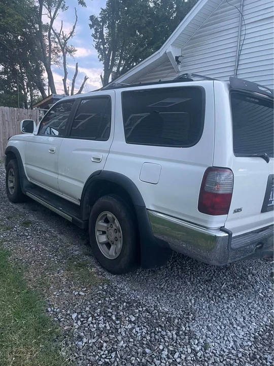 1996 Toyota 4Runner 3rd Gen - Image 3 of 4