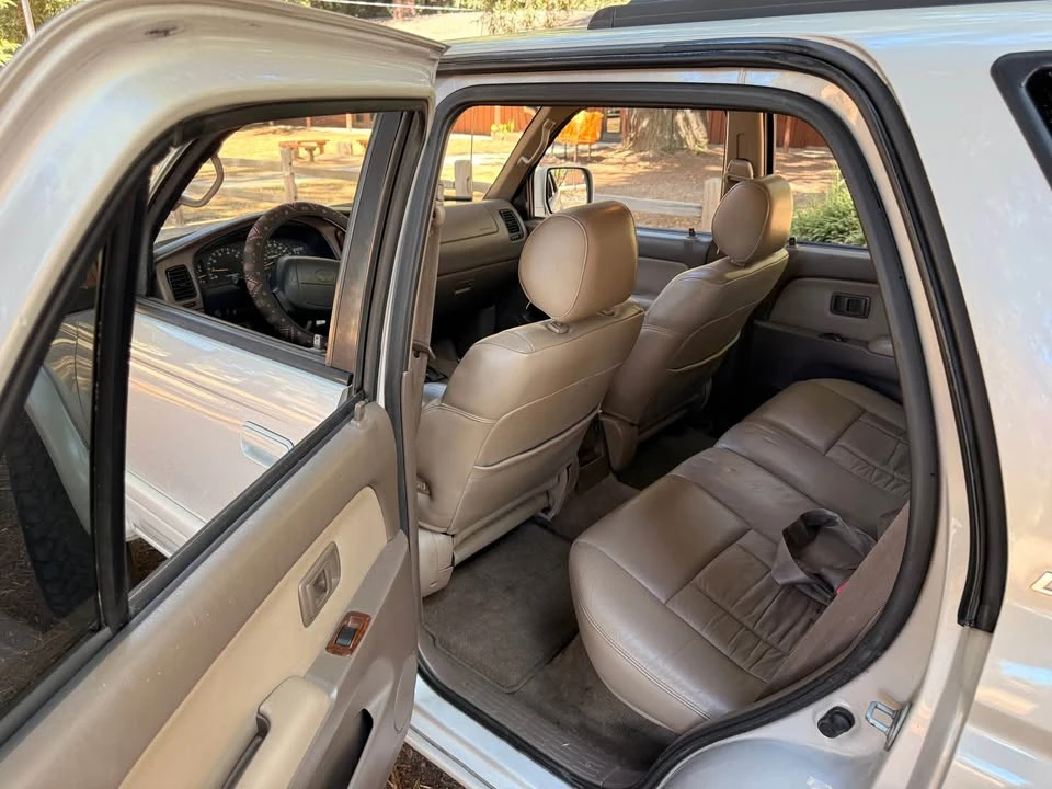 1996 Toyota 4Runner 3rd Gen - Image 9 of 14