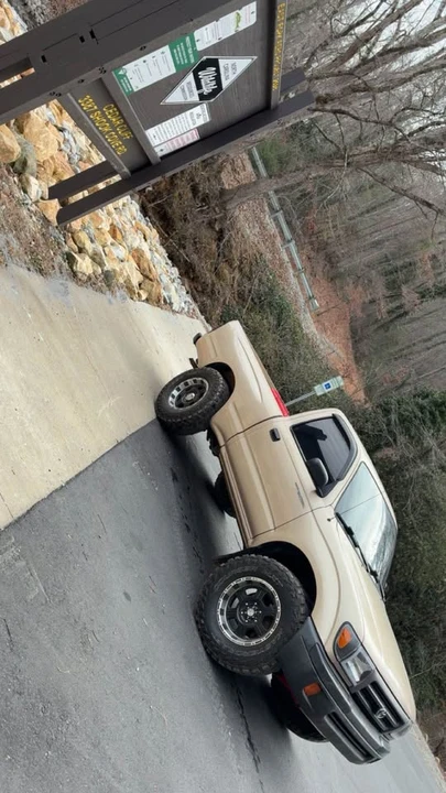 1996 Toyota 4Runner 3rd Gen - Image 2 of 4