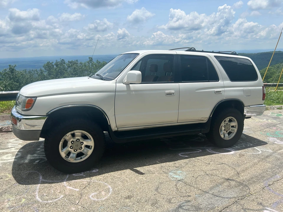 1996 Toyota 4Runner 3rd Gen - Image 2 of 31
