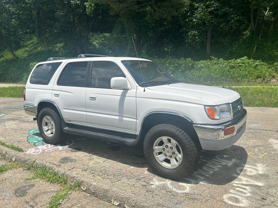 1996 Toyota 4Runner 3rd Gen - Image 17 of 31