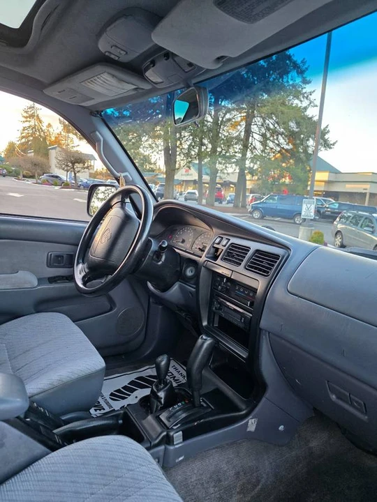 1996 Toyota 4Runner 3rd Gen - Image 11 of 19