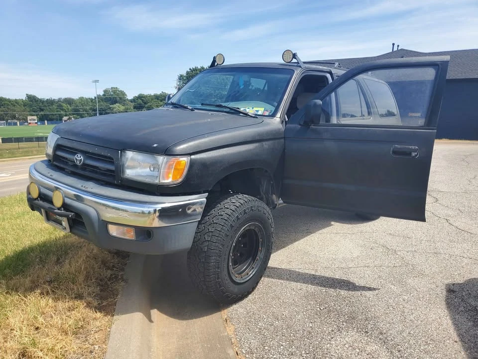 1996 Toyota 4Runner 3rd Gen - Image 4 of 13
