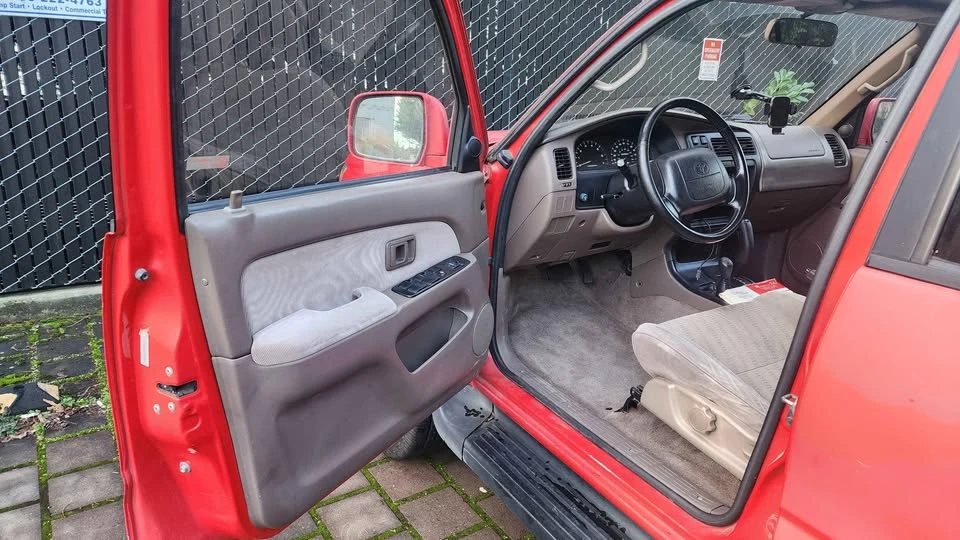 1996 Toyota 4Runner 3rd Gen - Image 11 of 13