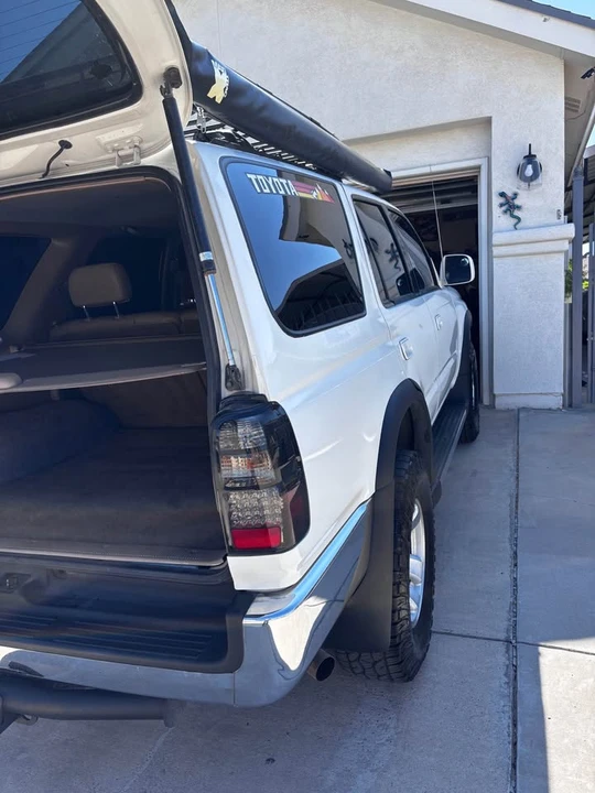 1996 Toyota 4Runner 3rd Gen - Image 9 of 14