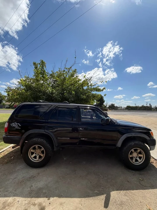 1996 Toyota 4Runner 3rd Gen - Image 3 of 13