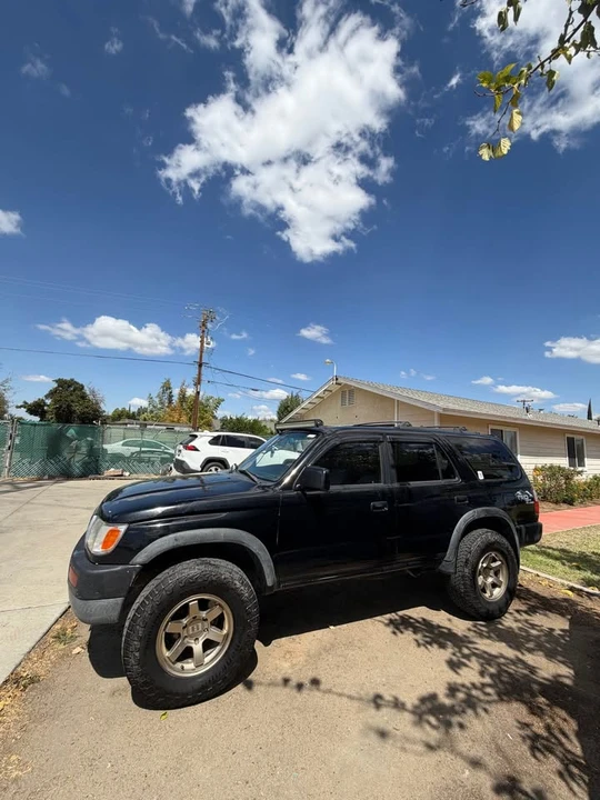 1996 Toyota 4Runner 3rd Gen - Image 2 of 13