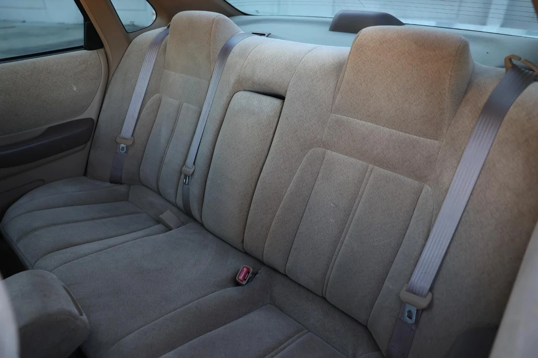 1996 Toyota Avalon 1st Gen - Image 8 of 21