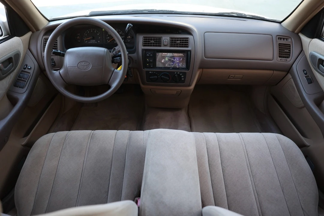 1996 Toyota Avalon 1st Gen - Image 2 of 21