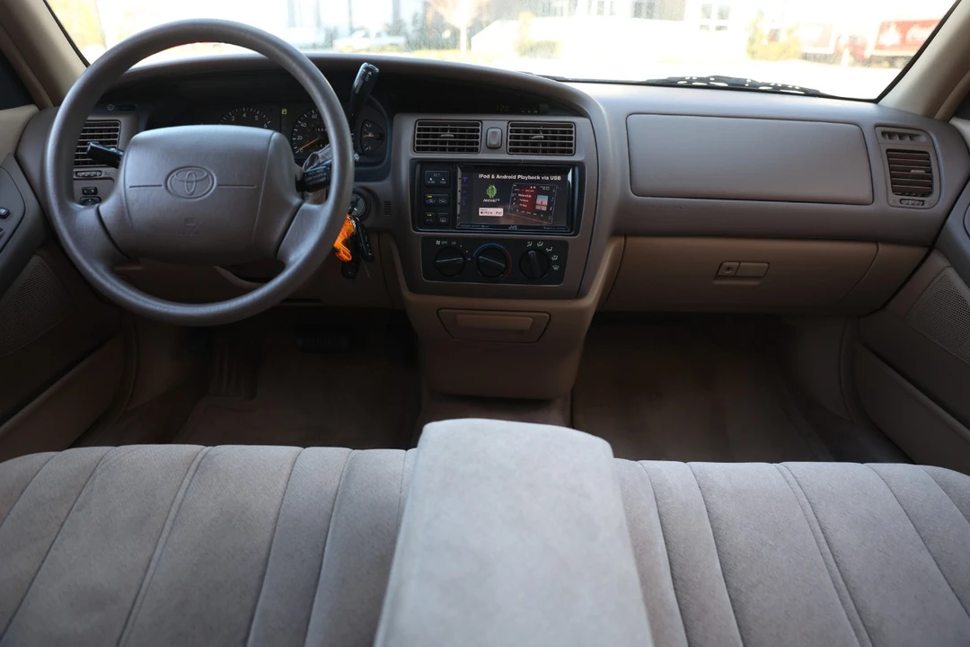 1996 Toyota Avalon 1st Gen - Image 21 of 21