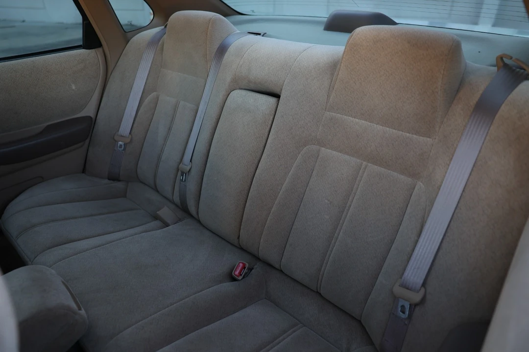 1996 Toyota Avalon 1st Gen - Image 8 of 21