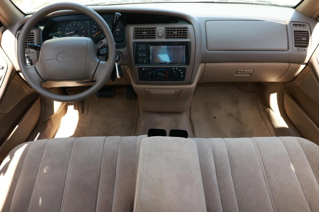 1996 Toyota Avalon 1st Gen - Image 20 of 21