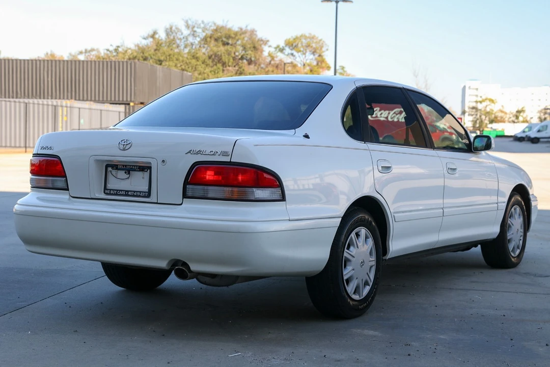 1996 Toyota Avalon 1st Gen - Image 11 of 21