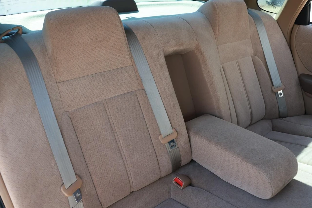 1996 Toyota Avalon 1st Gen - Image 14 of 21