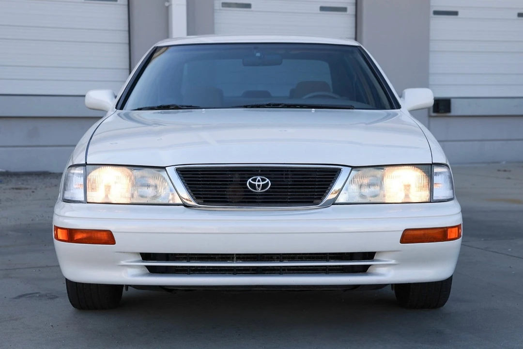 1996 Toyota Avalon 1st Gen - Image 17 of 21