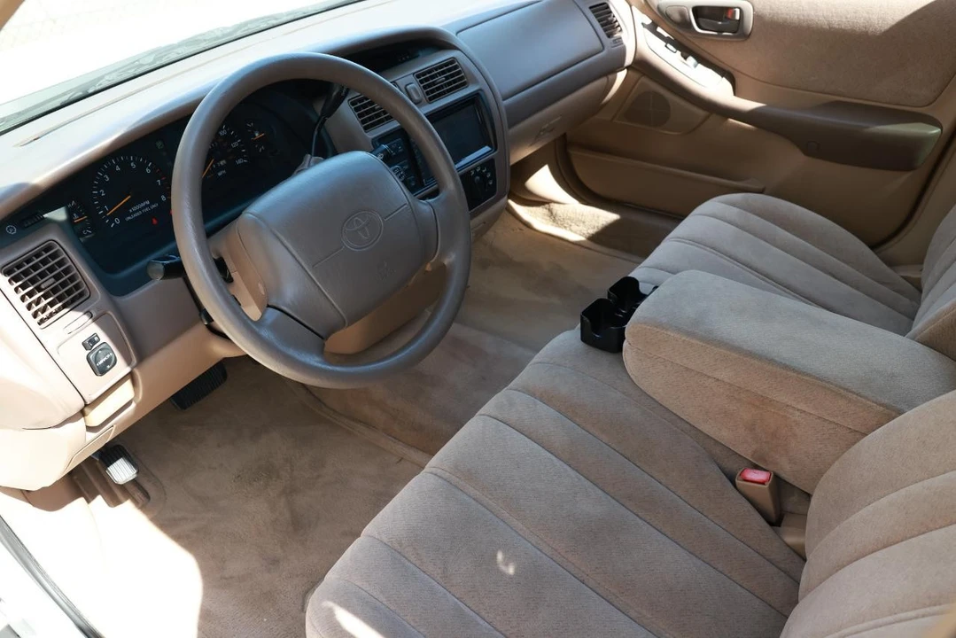 1996 Toyota Avalon 1st Gen - Image 4 of 21
