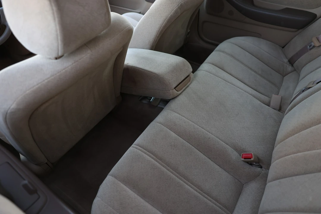 1996 Toyota Avalon 1st Gen - Image 10 of 21