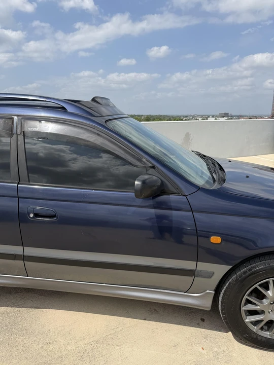 1996 Toyota Caldina 1st Gen - Image 16 of 31