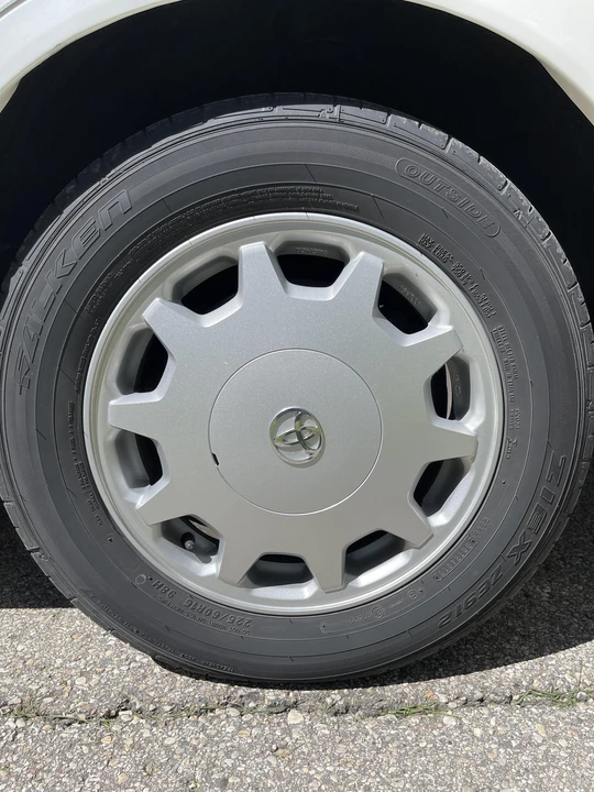 1996 Toyota Celsior 2nd Gen - Image 24 of 31