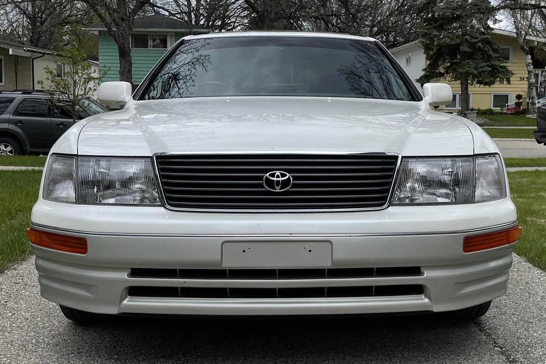 1996 Toyota Celsior 2nd Gen - Image 2 of 31