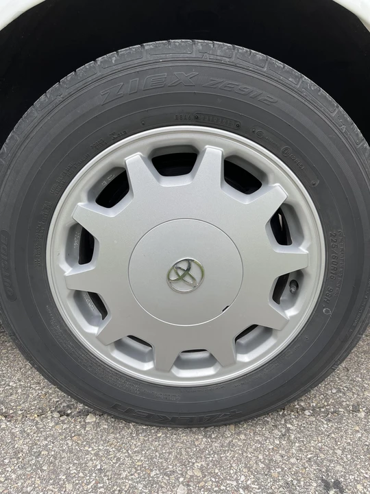 1996 Toyota Celsior 2nd Gen - Image 27 of 31